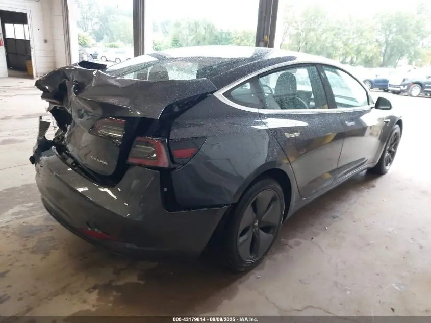 2018 TESLA MODEL 3 LONG RANGE/PERFORMANCE
