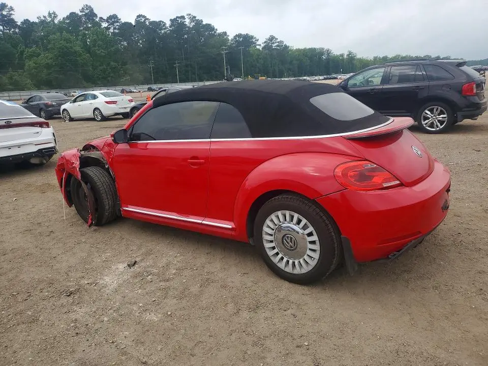 2013 VOLKSWAGEN BEETLE   