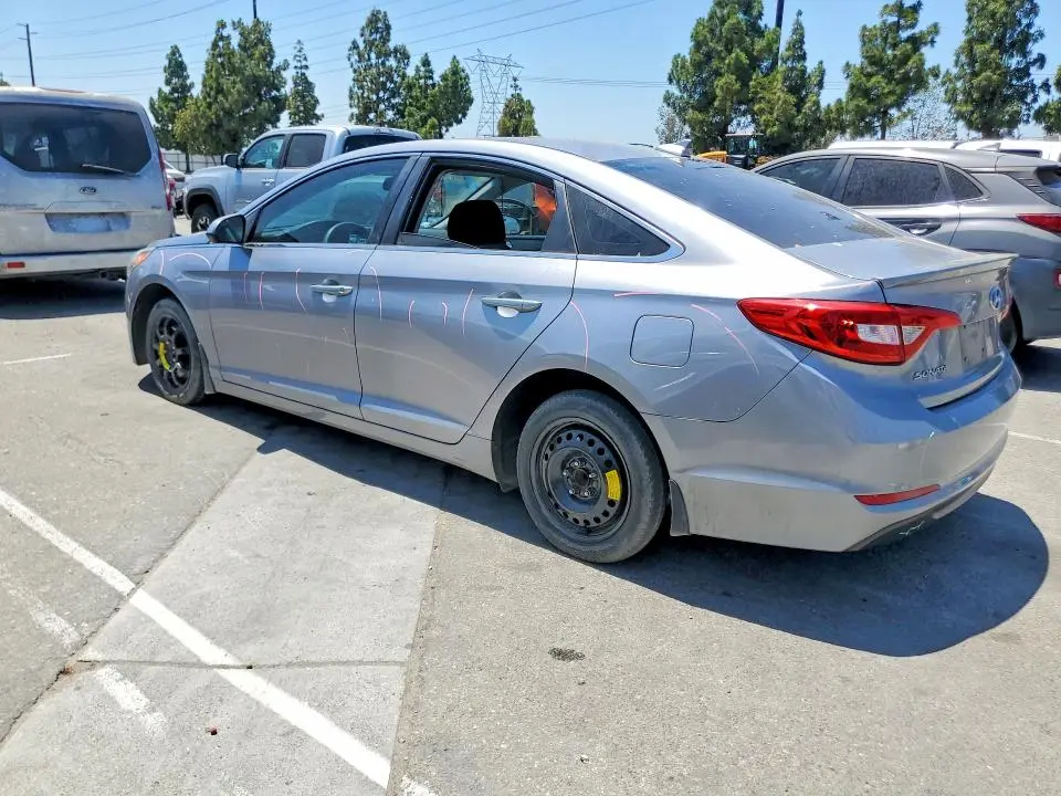 2016 HYUNDAI SONATA SE  