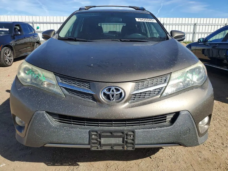 2014 TOYOTA RAV4 XLE  