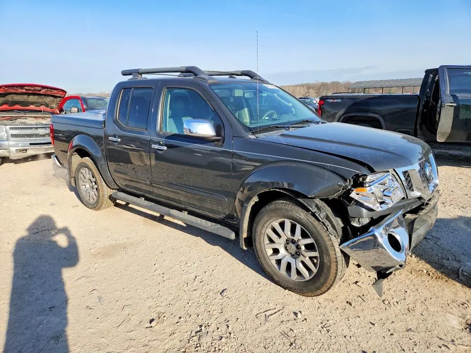 2011 NISSAN FRONTIER S  