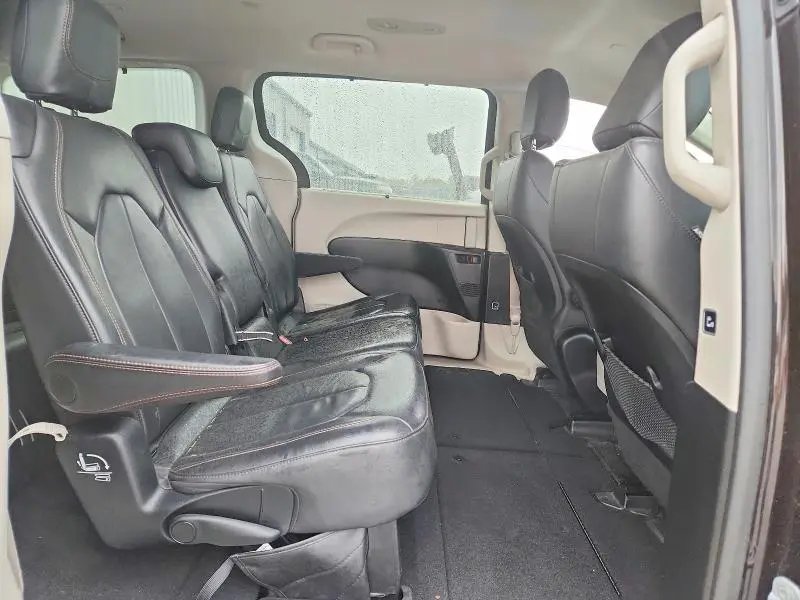 2017 CHRYSLER PACIFICA TOURING L  