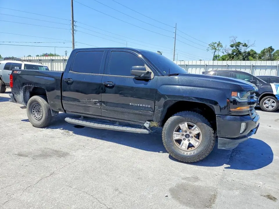 2017 CHEVROLET SILVERADO K1500 LT  