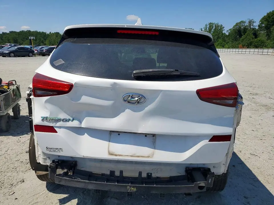 2019 HYUNDAI TUCSON SE  