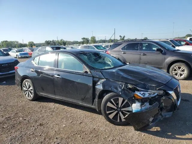 2019 NISSAN ALTIMA SV  