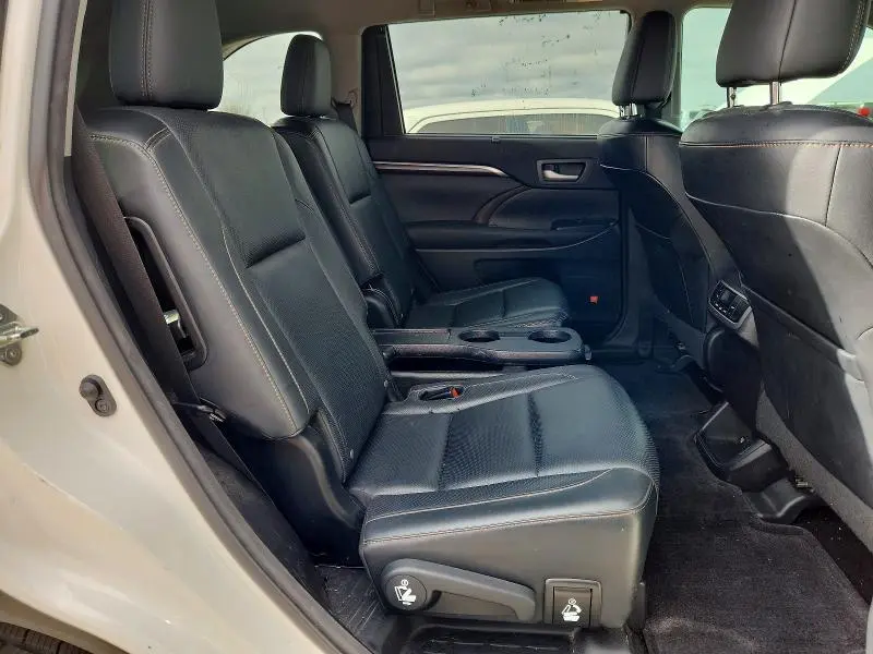 2015 TOYOTA HIGHLANDER LIMITED  