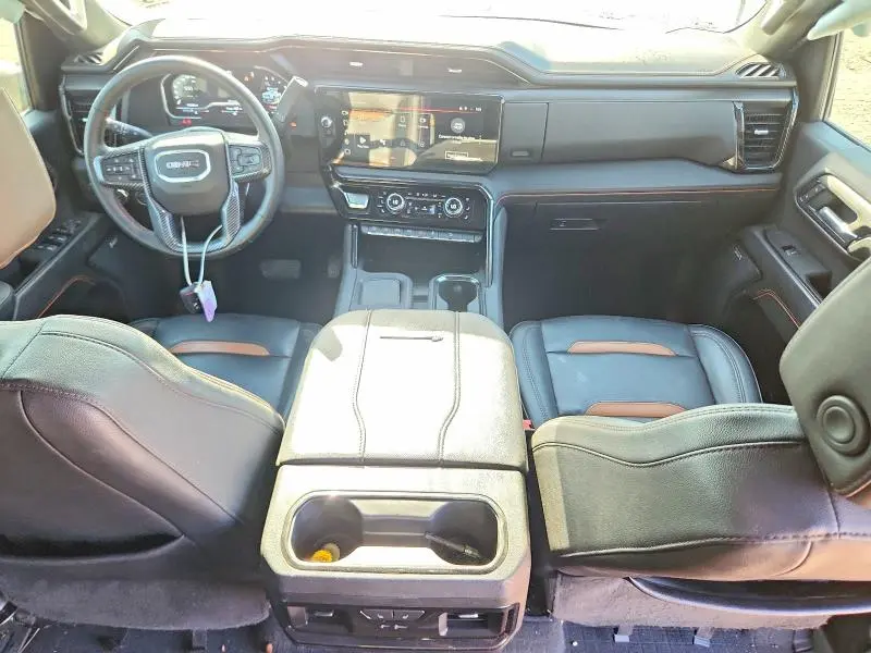 2024 GMC SIERRA K2500 AT4  