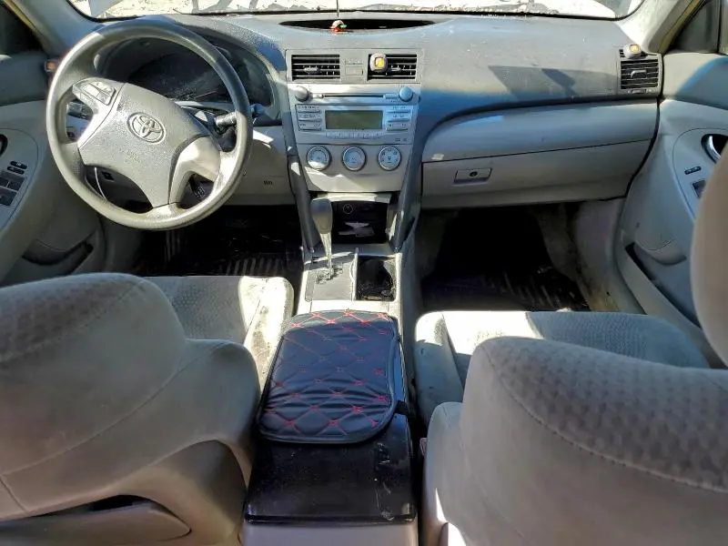 2010 TOYOTA CAMRY BASE  