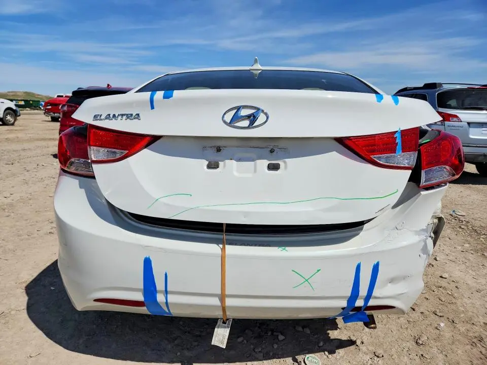 2013 HYUNDAI ELANTRA GLS  