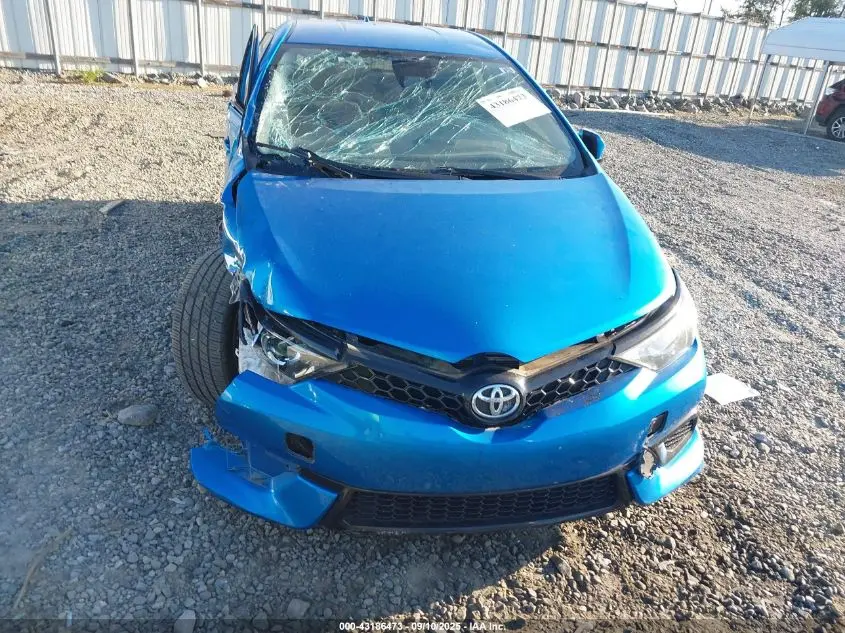 2017 TOYOTA COROLLA IM  