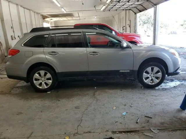 2010 SUBARU OUTBACK 2.5I PREMIUM  