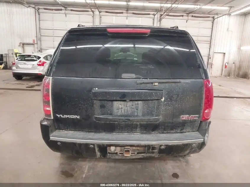 2011 GMC YUKON DENALI