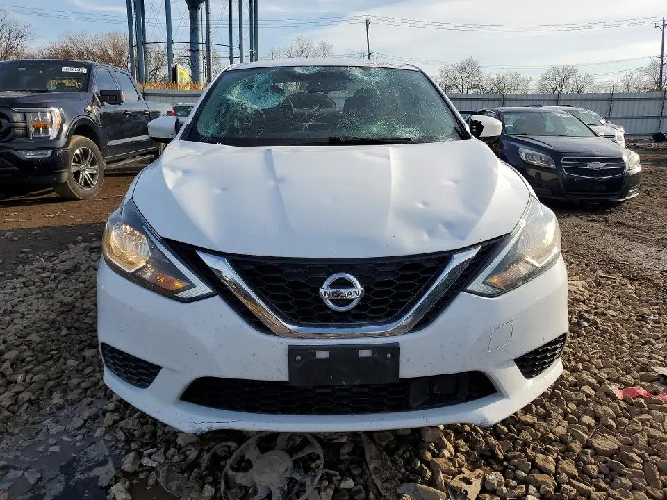 2018 NISSAN SENTRA SV  