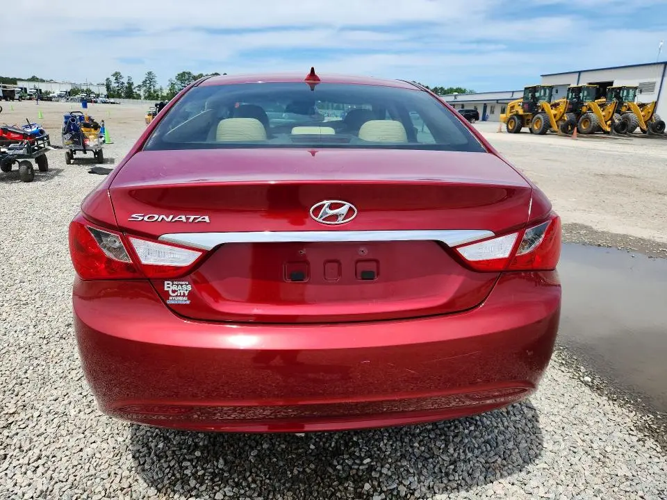 2012 HYUNDAI SONATA GLS  