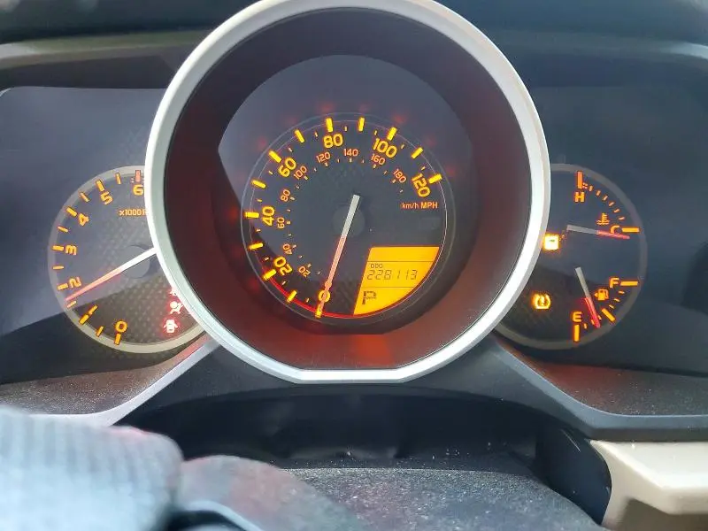 2013 TOYOTA 4RUNNER SR5  
