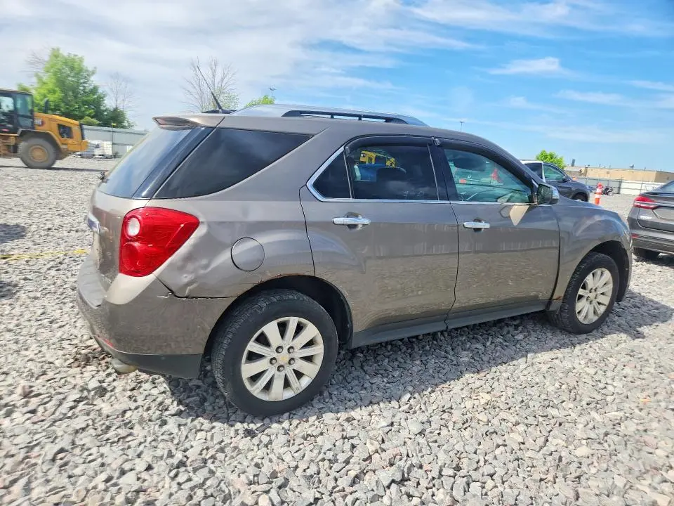 2011 CHEVROLET EQUINOX LT  
