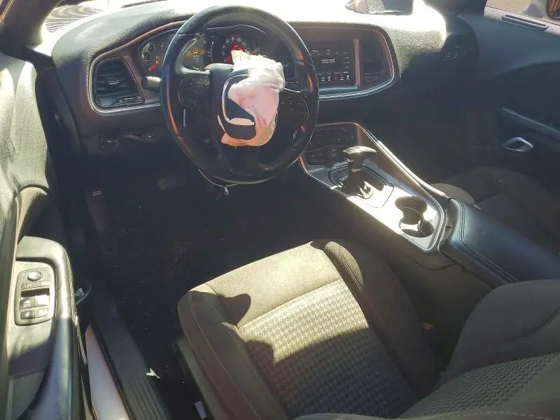 2022 DODGE CHALLENGER SXT  