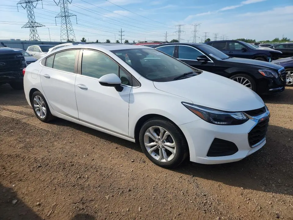 2019 CHEVROLET CRUZE LT  