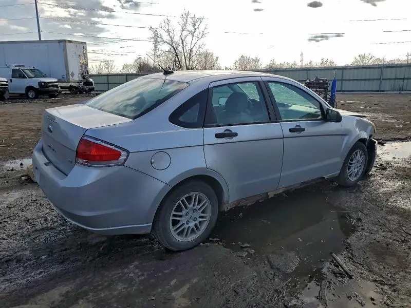 2011 FORD FOCUS SE  