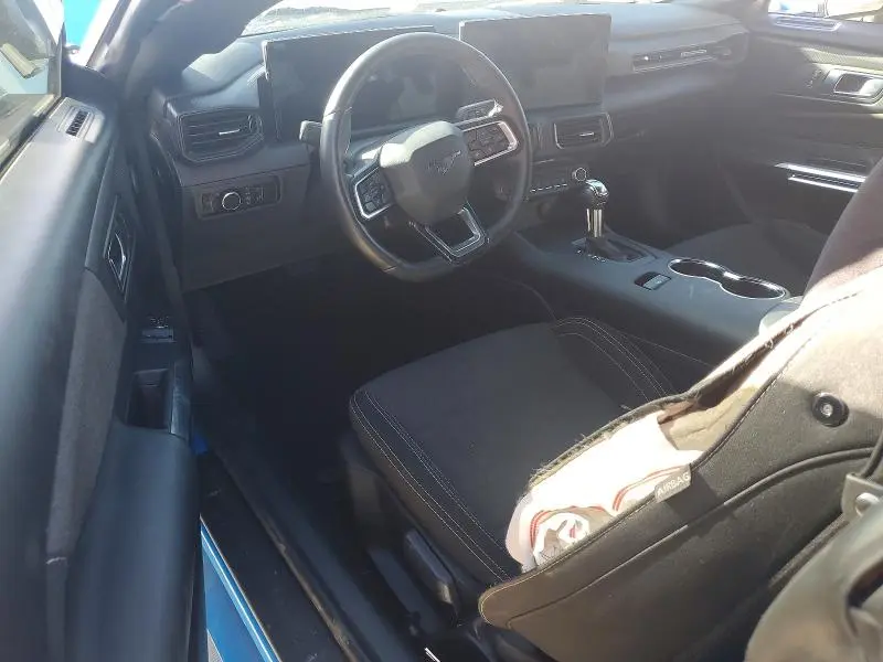 2025 FORD MUSTANG   