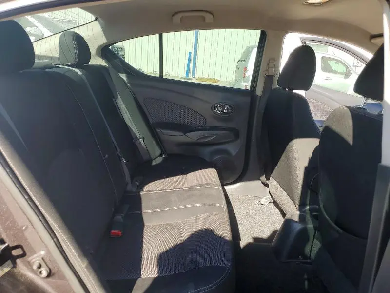 2015 NISSAN VERSA 1.6 SV  