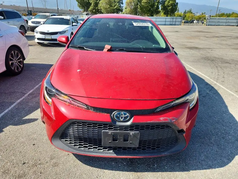 2021 TOYOTA COROLLA LE  
