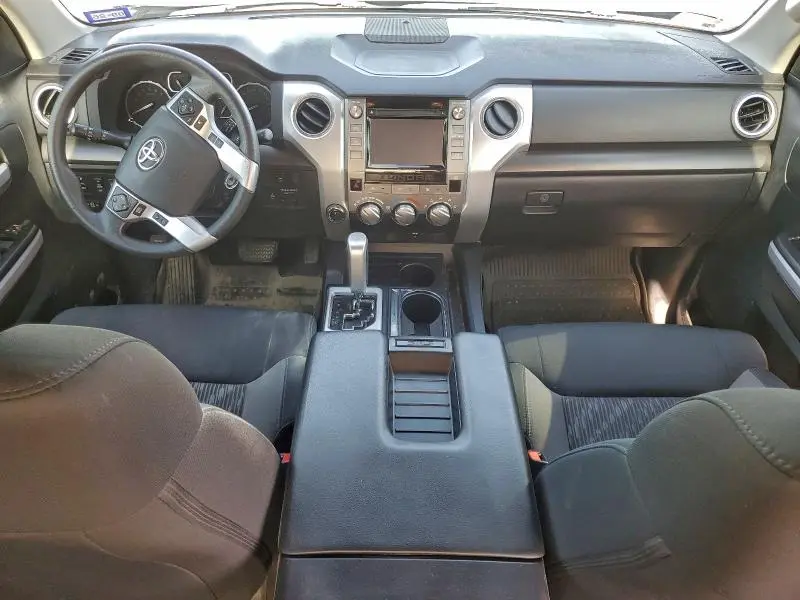 2019 TOYOTA TUNDRA CREWMAX SR5  