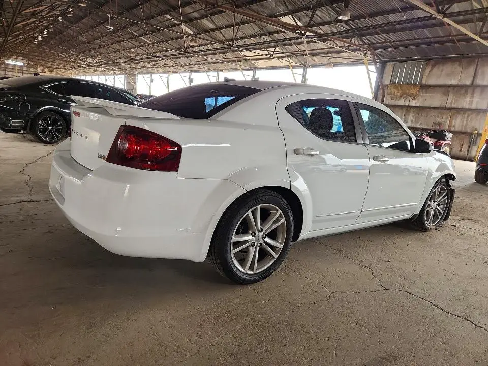 2012 DODGE AVENGER SXT  
