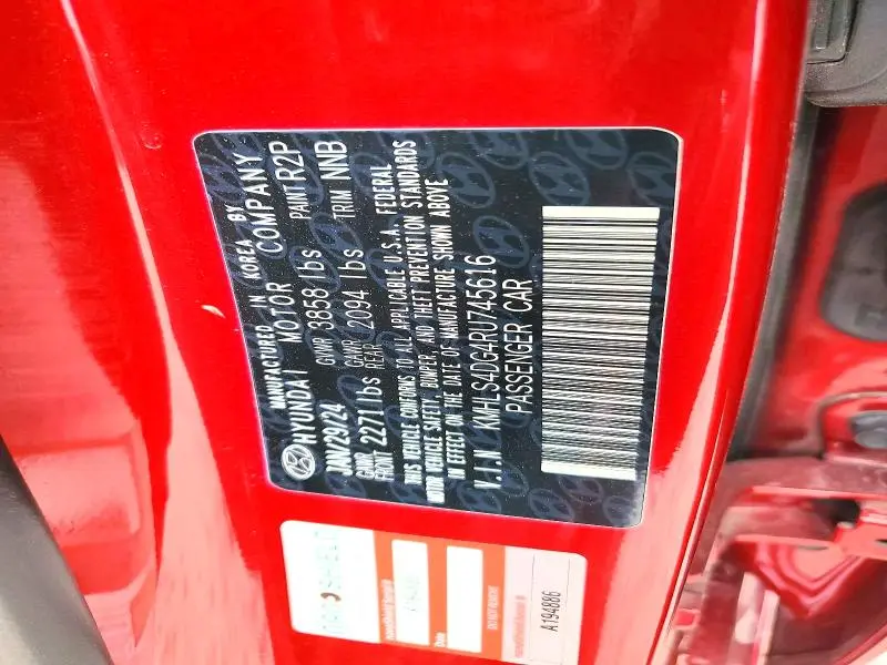 2024 HYUNDAI ELANTRA SEL  