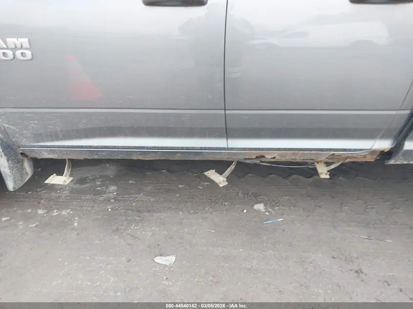 2013 RAM 1500 EXPRESS