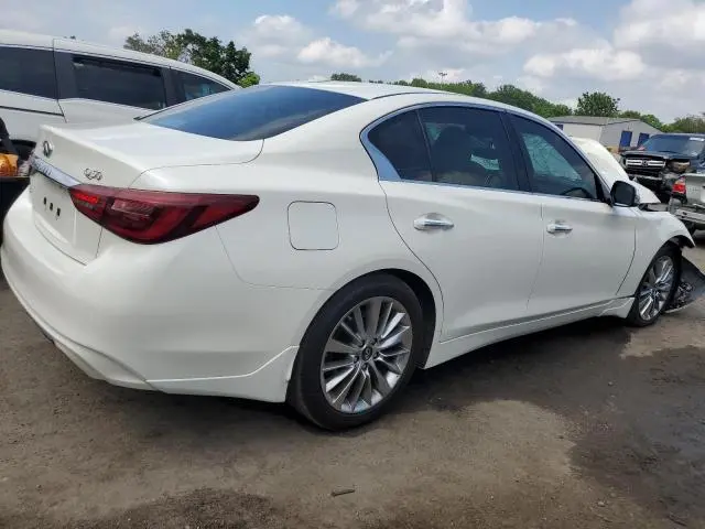 2018 INFINITI Q50 LUXE  