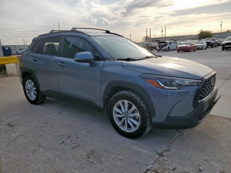 2022 TOYOTA COROLLA CROSS LE  
