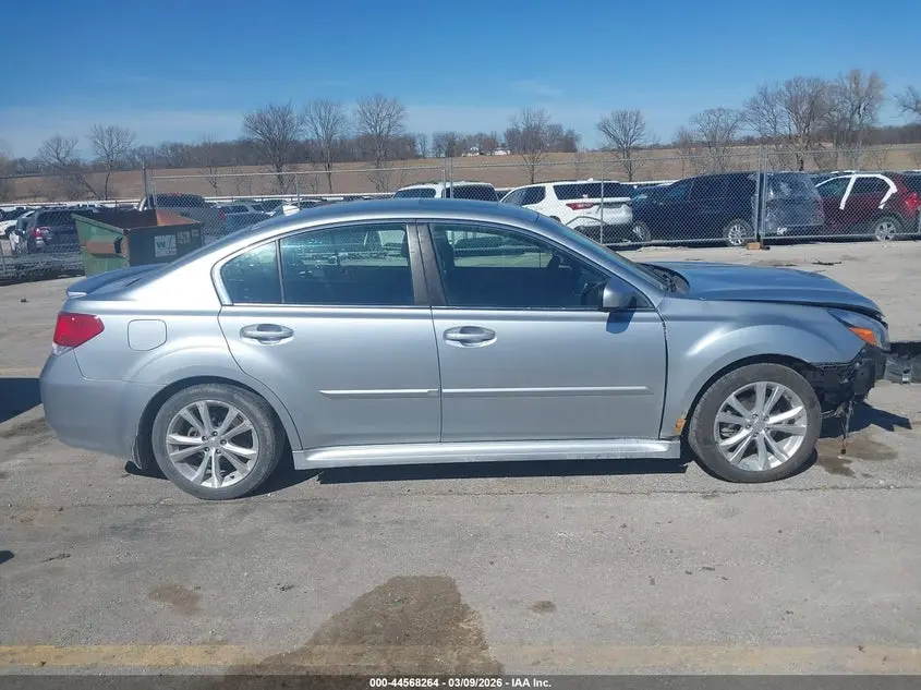 2013 SUBARU LEGACY 2.5I LIMITED