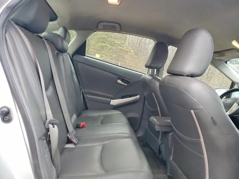 2011 TOYOTA PRIUS TWO  