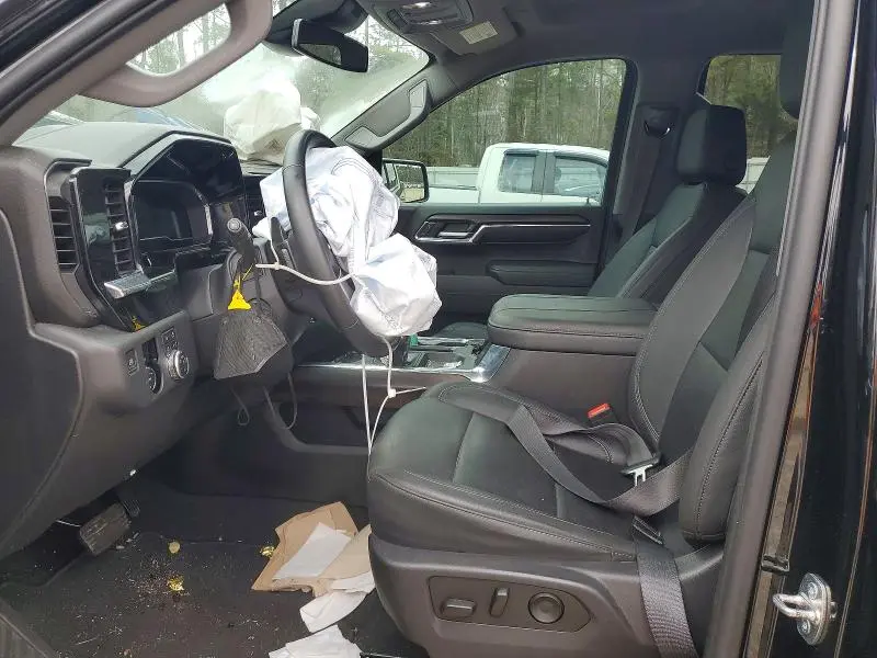 2024 GMC SIERRA K1500 SLT  