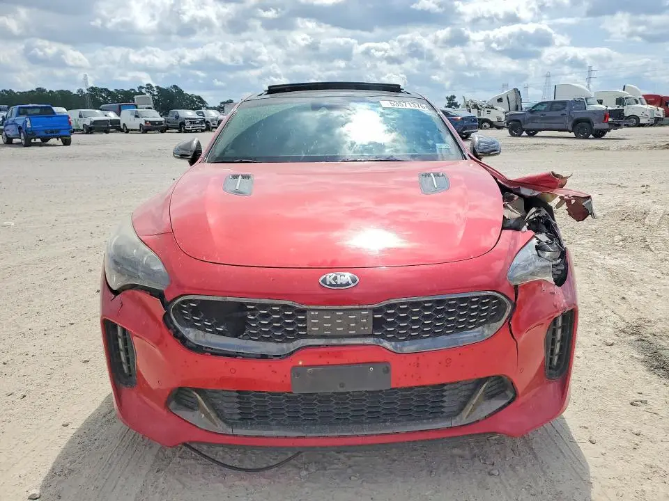 2018 KIA STINGER GT2  