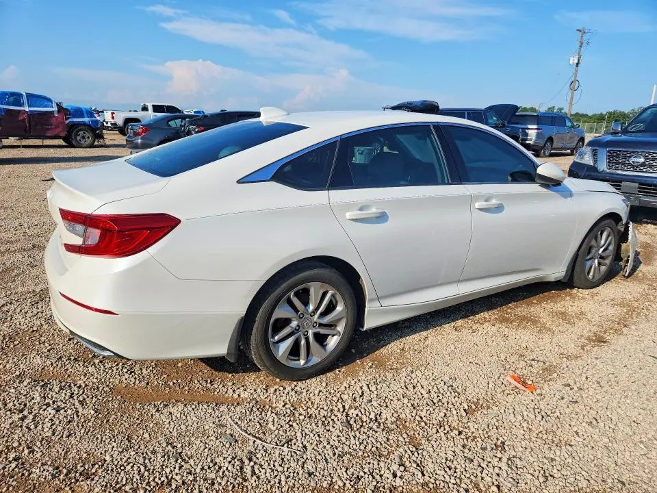 2018 HONDA ACCORD LX  