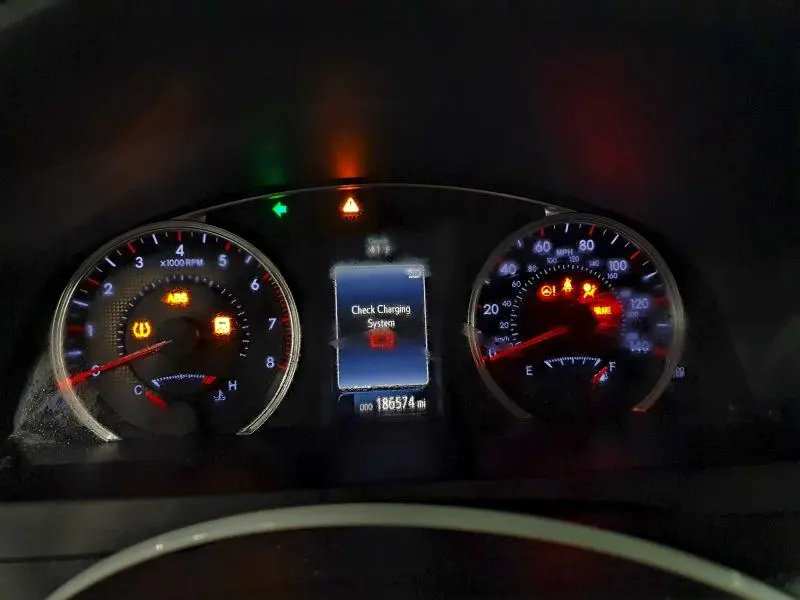 2015 TOYOTA CAMRY LE  