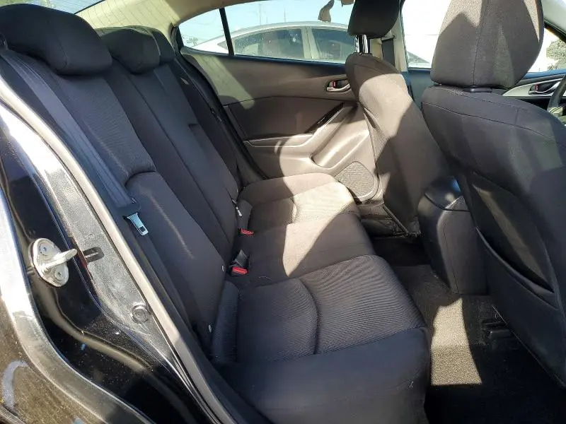 2017 MAZDA 3   
