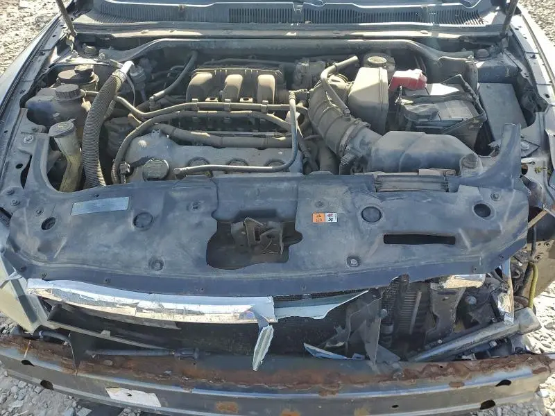 2011 FORD TAURUS SEL  
