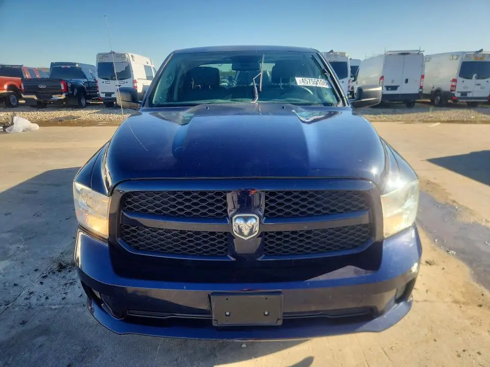 2016 RAM 1500 ST  