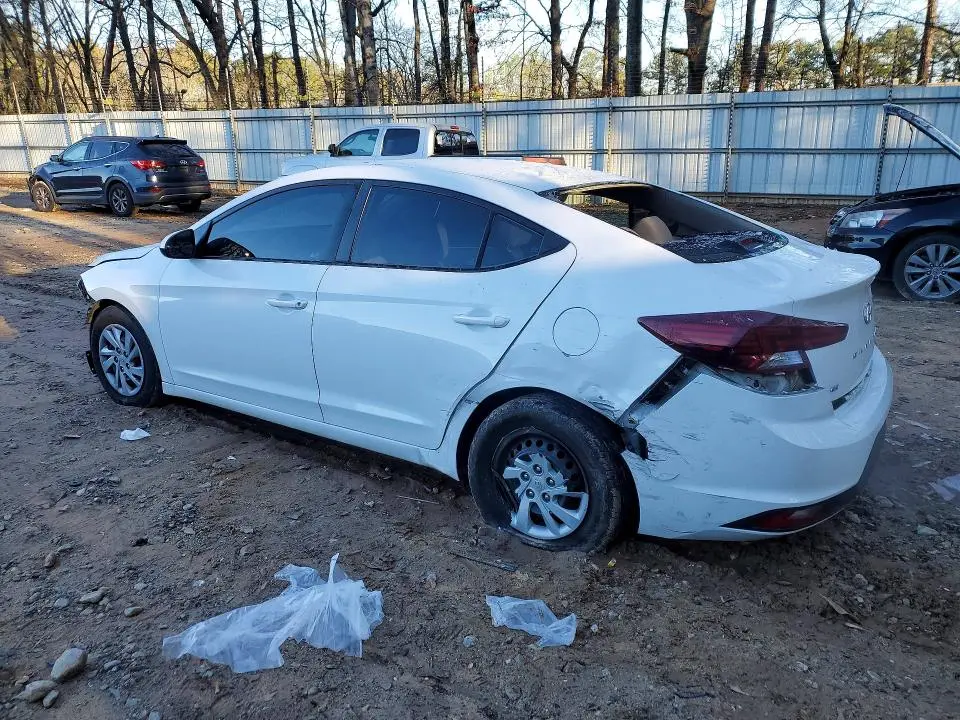 2020 HYUNDAI ELANTRA SE  