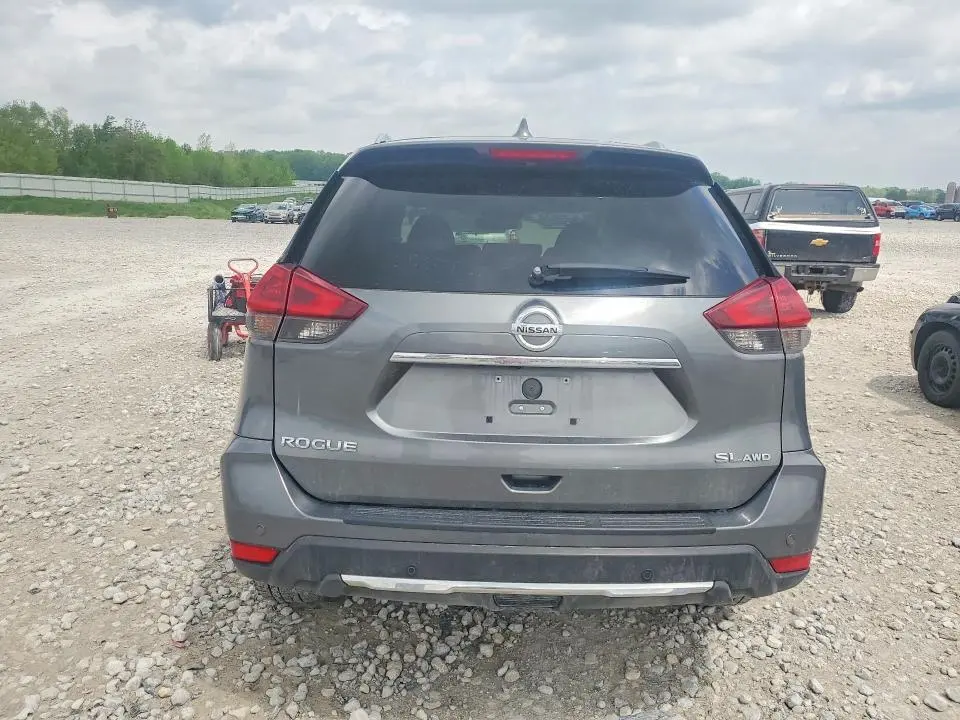 2019 NISSAN ROGUE SL  