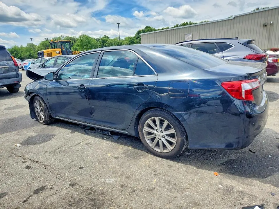 2012 TOYOTA CAMRY XLE  