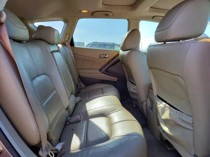 2011 NISSAN MURANO S  