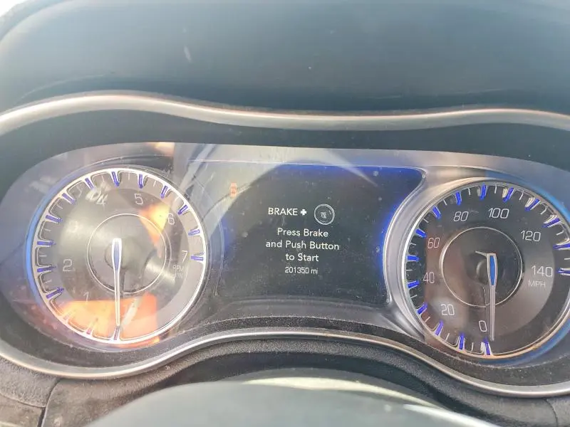 2016 CHRYSLER 300C   