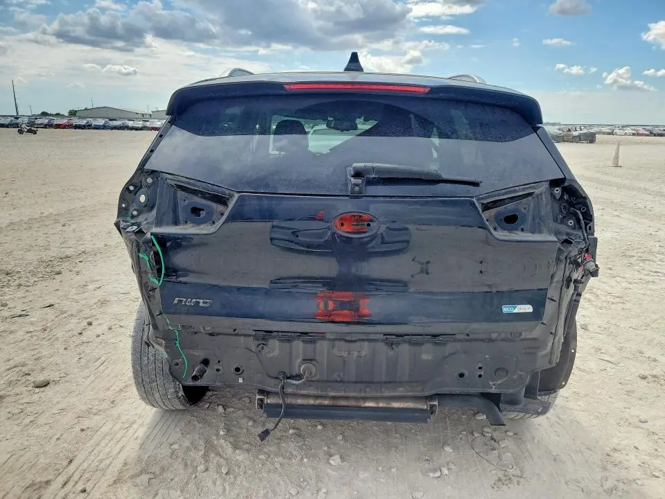 2019 KIA NIRO LX  