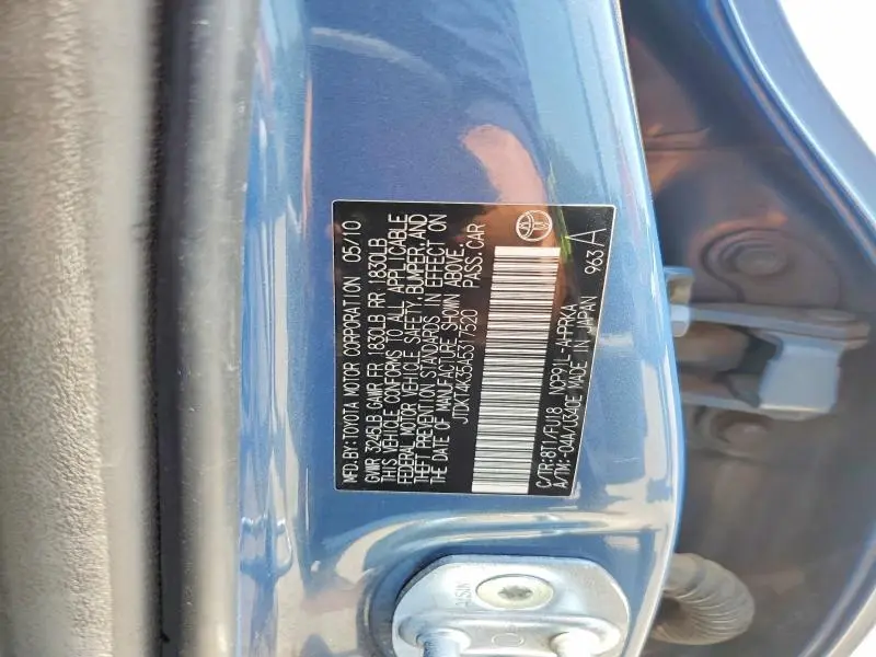 2010 TOYOTA YARIS BASE  