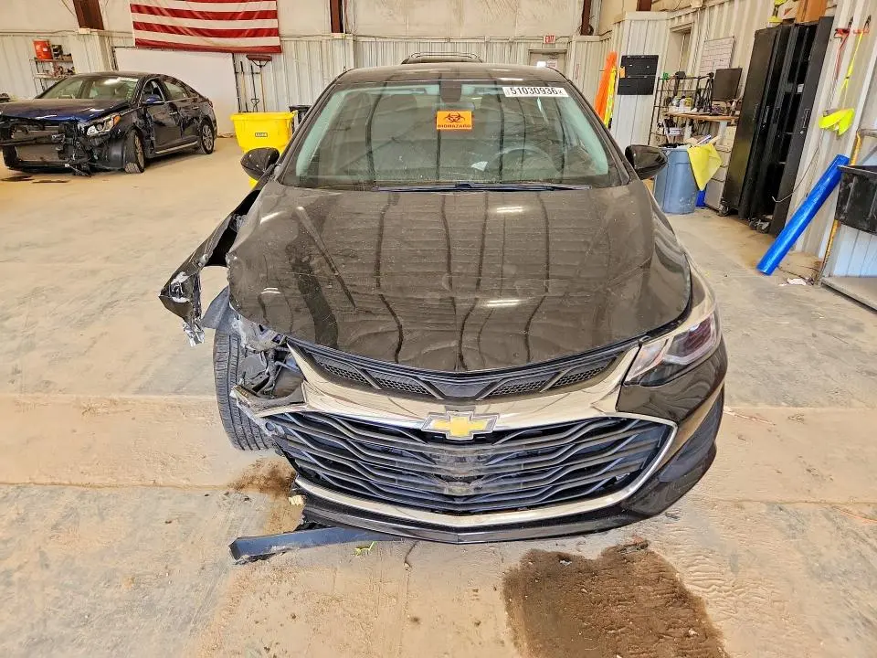 2019 CHEVROLET CRUZE LT  