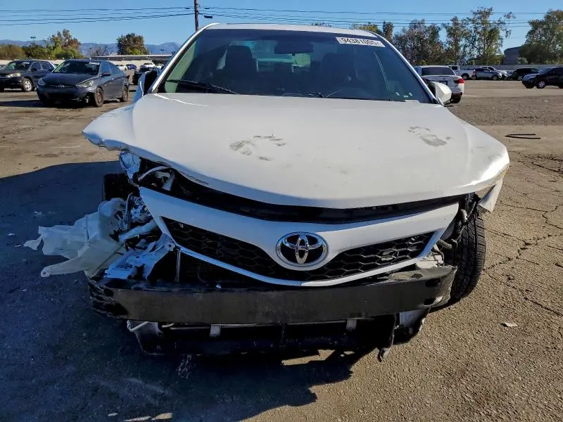 2012 TOYOTA CAMRY BASE  